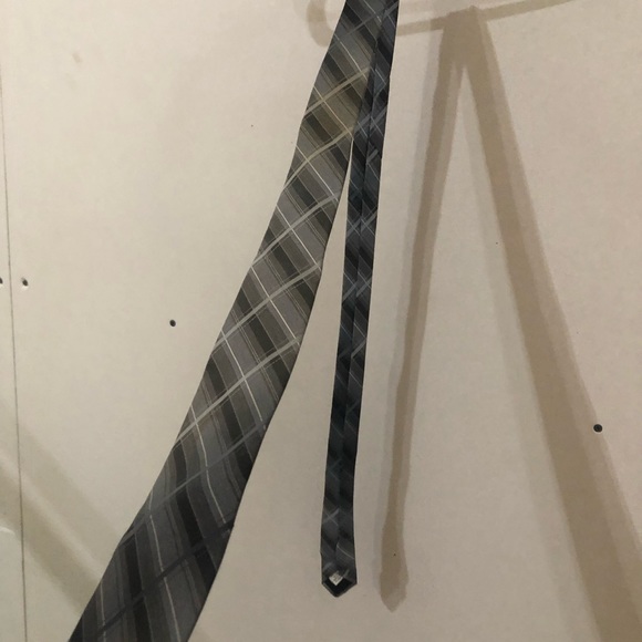 Tie - Picture 3 of 3